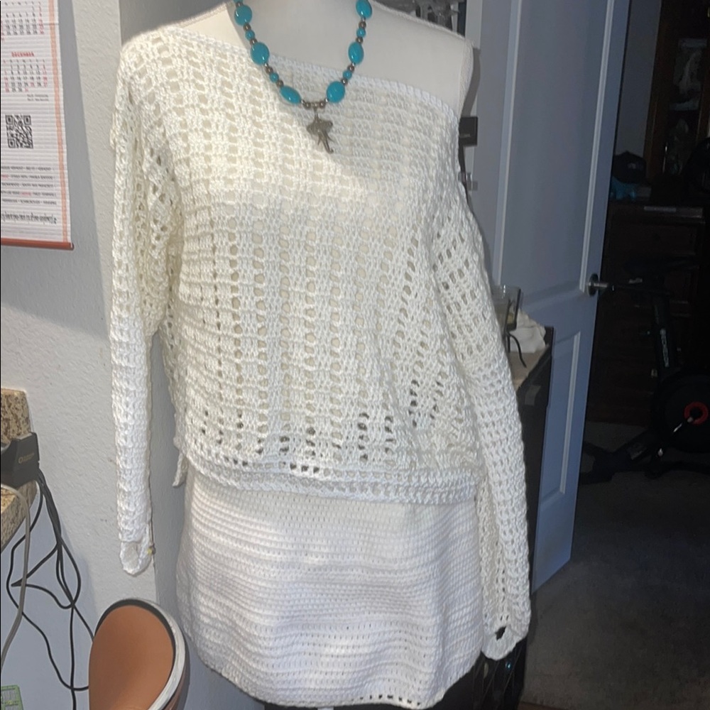 Elegant White Knit Sweater